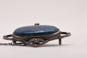 Vintage Silver Blue Stone Brooch Floral Motif - Image 5