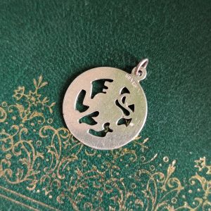 Vintage Silver Leo Charm Pendant - Image 2