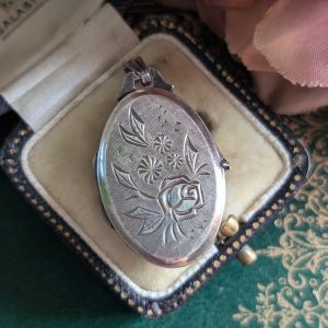 Vintage K&L Locket