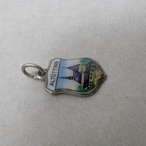 Charming Vintage Silver Altotting Travel Charm - 800 Germany Tourist Shield Enamel - Image 3