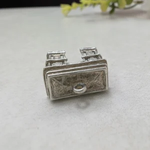 Unique Vintage Silver Arc De Triomphe Charm - 70s Paris Travel - Image 5
