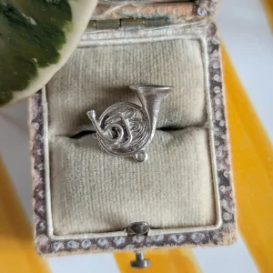 Vintage Silver French Horn Charm, 3D Musical Instrument Pendant, Orchestra Musician's Charm - Image 2