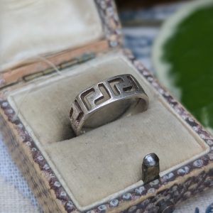 Vintage Sterling Silver Greek Key Ring, Pierced Openwork, Geometric Meander, Stacking Band Gift - Image 10