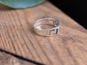 Vintage Sterling Silver Greek Key Ring, Pierced Openwork, Geometric Meander, Stacking Band Gift - Image 6