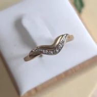 Vintage 9ct Gold Diamond Wishbone Ring