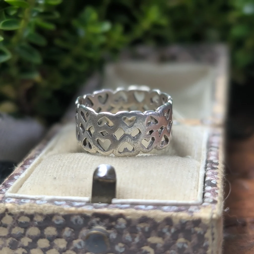 Sterling Silver Love Heart Band