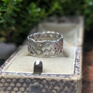 Sterling Silver Love Heart Band