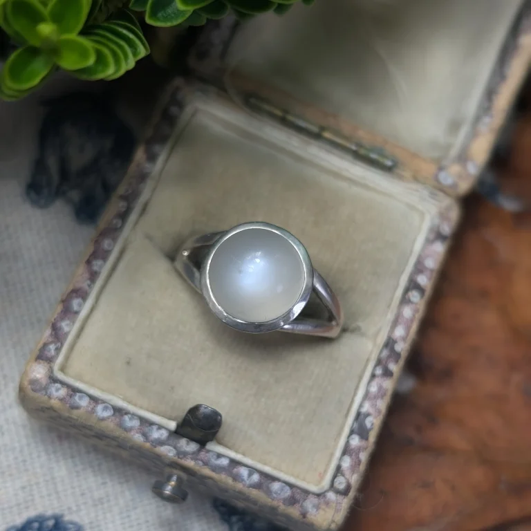 Vintage Sterling Silver White Stone Ring