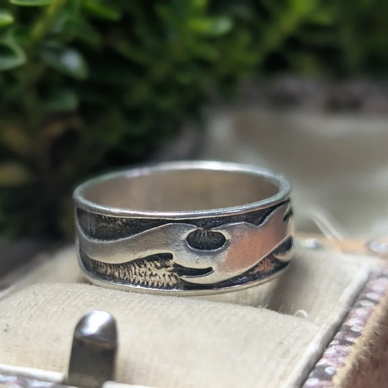 Vintage Silver Wave Band Ring