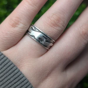 Vintage Silver Wave Band Ring, Oxidised Flames - Image 2