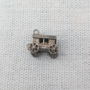 Vintage Sterling Silver Fortune Teller Charm Pendant, Opening Carnival Caravan - Image 4
