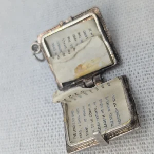 Vintage Sterling Silver Bible Charm, Large Heavy Opens - Image 4