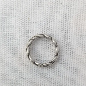Vintage Sterling Silver Knot Ring Twisted Band - Image 6