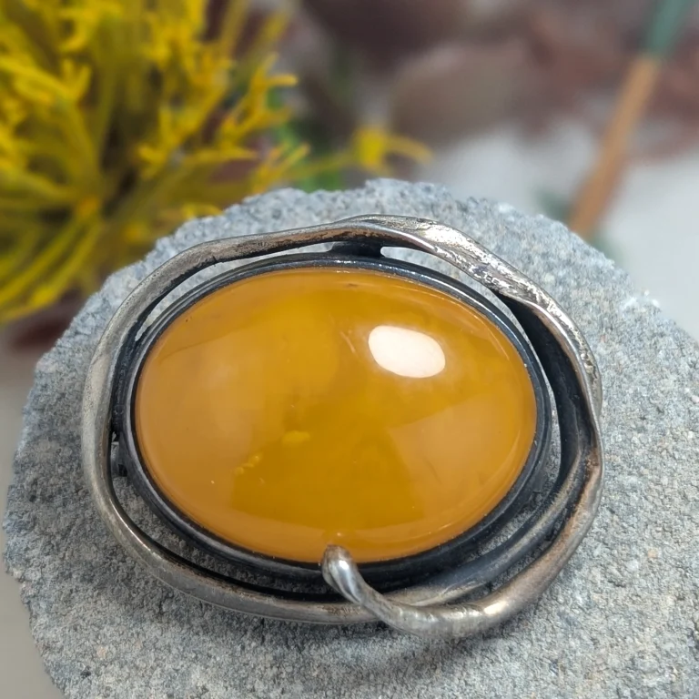 Vintage Sterling Silver Butterscotch Amber Brooch