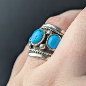 Vintage Sterling Silver Turquiose Ring, Southewestern Heavy Band - Image 7