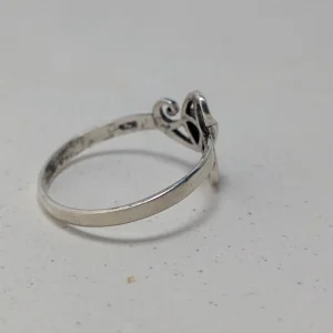 Scottish Marble Celtic Ring, Spiral Twist Stacking Band - Image 4