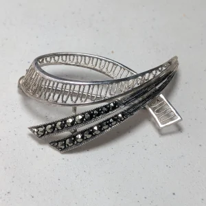 Vintage Sterling Silver Filigree Brooch, Crossover Marcasite - Image 2