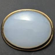 Antique White Chalcedony Brooch, Large Estate Pinchbeck Gilt - Image 10