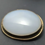 Antique White Chalcedony Brooch, Large Estate Pinchbeck Gilt - Image 9