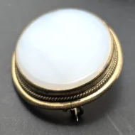 Antique White Chalcedony Brooch, Large Estate Pinchbeck Gilt - Image 4