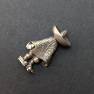Vintage Mexican Silver Travel Charm, Poncho Sombrero Pendant - Image 2