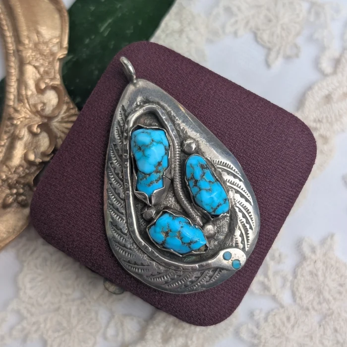 Vintage Turquoise Snake Zuni Pendant