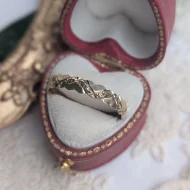 Vintage 9ct Gold Hearts & Stars Band