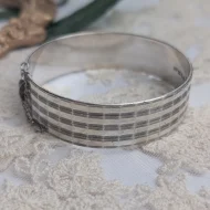 Vintage Sterling Silver Diamond Cut Bangle, Hallmarked Hinged Bracelet 1974 - Image 8