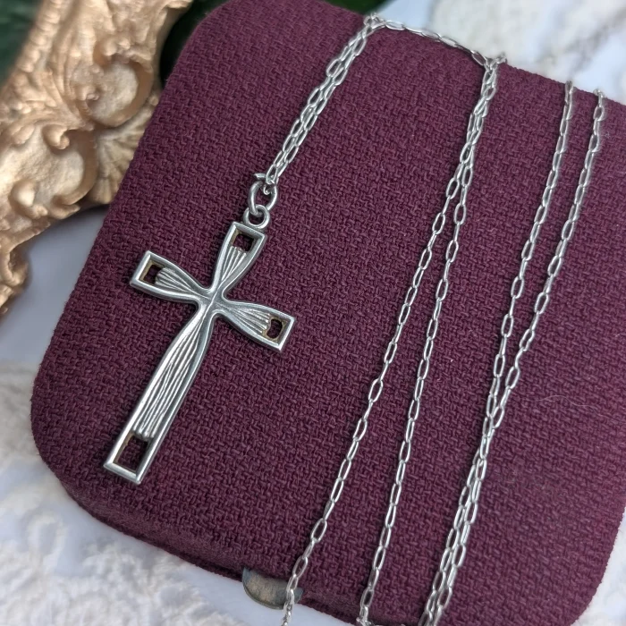 Vintage Sterling Silver Nuvo Cross Necklace
