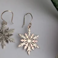 Vintage Sterling Silver Snowflake Dangle Drop Earrings - Image 6