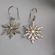 Vintage Sterling Silver Snowflake Dangle Drop Earrings - Image 5