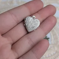 Vintage Sterling Silver Bark Textured Photo Locket Pendant Love Heart - Image 2