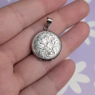 Vintage Silver Double Photo Locket Round Circle Flower - Image 2