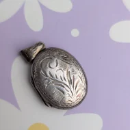 Vintage Sterling Silver Oval Photo Locket Flower Pendant 925 - Image 3