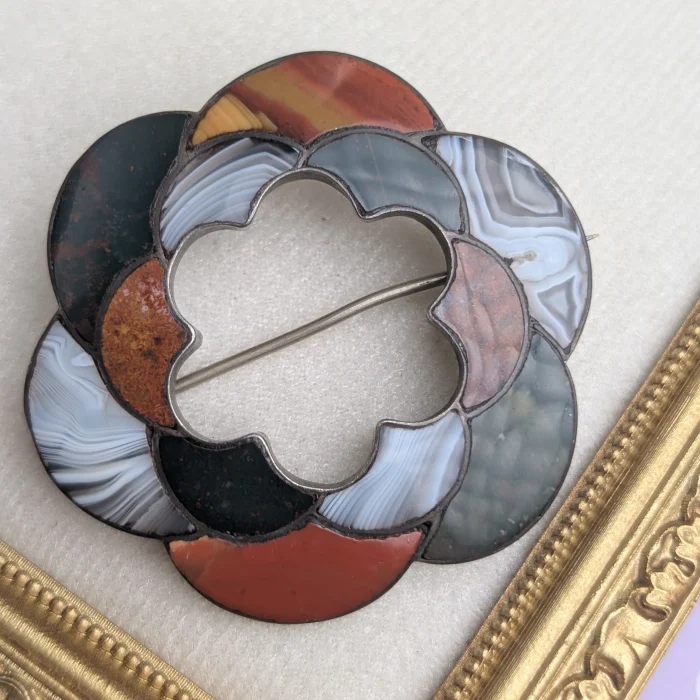 Antique Scottish Agate Rose Silver Brooch Scalloped Bloodstone Pendant
