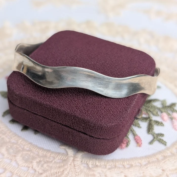 Vintage Sterling Silver Minimalist Wave Bangle