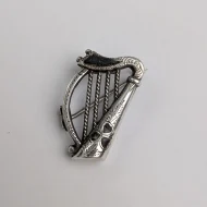 Vintage Sterling Silver Harp Brooch Inlaid Shamrock Pin - Image 2