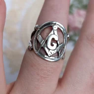 Vintage Masonic Letter G Sterling Silver Ring - Image 9
