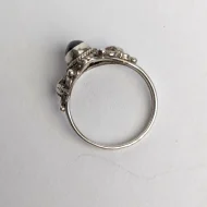 Vintage Sterling Silver Garnet Floral Shank Ring - Image 7