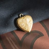 Vintage Rolled Gold Heart Locket Ornate Foliate