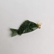 Vintage Green Stone Fish Pendant Charm Good Luck - Image 2