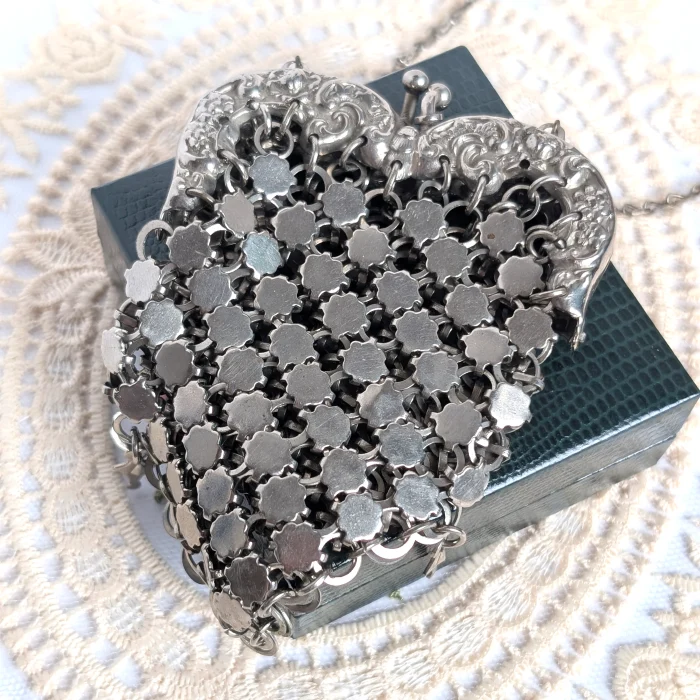 Vintage Silver Tone Chain Link Coin Purse Metal Mesh