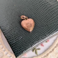 Antique 9ct Gold Seed Pearl Love Heart Pendant Hollow Charm - Image 5