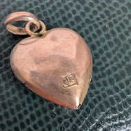 Antique 9ct Gold Seed Pearl Love Heart Pendant Hollow Charm - Image 4