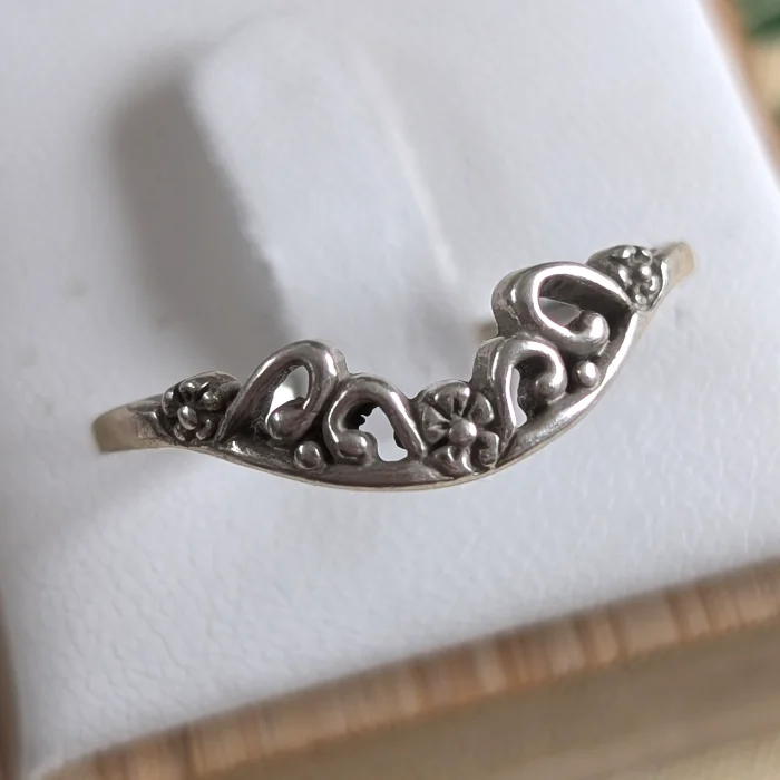 Sterling Silver Ornate Wishbone Stacker Ring 925