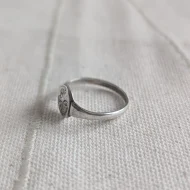Vintage Sterling Silver Engraved Round Signet Ring Pinky Stacker 925 - Image 9