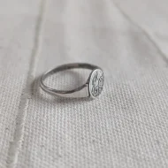 Vintage Sterling Silver Engraved Round Signet Ring Pinky Stacker 925 - Image 7