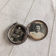 Vintage Silver Round Circle Locket Double Photo Engine Turned - Image 3