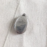 Vintage Sterling Silver Oval Locket Double Photo Etched - Image 2