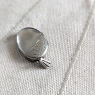Vintage Sterling Silver Oval Locket Double Photo Etched - Image 5
